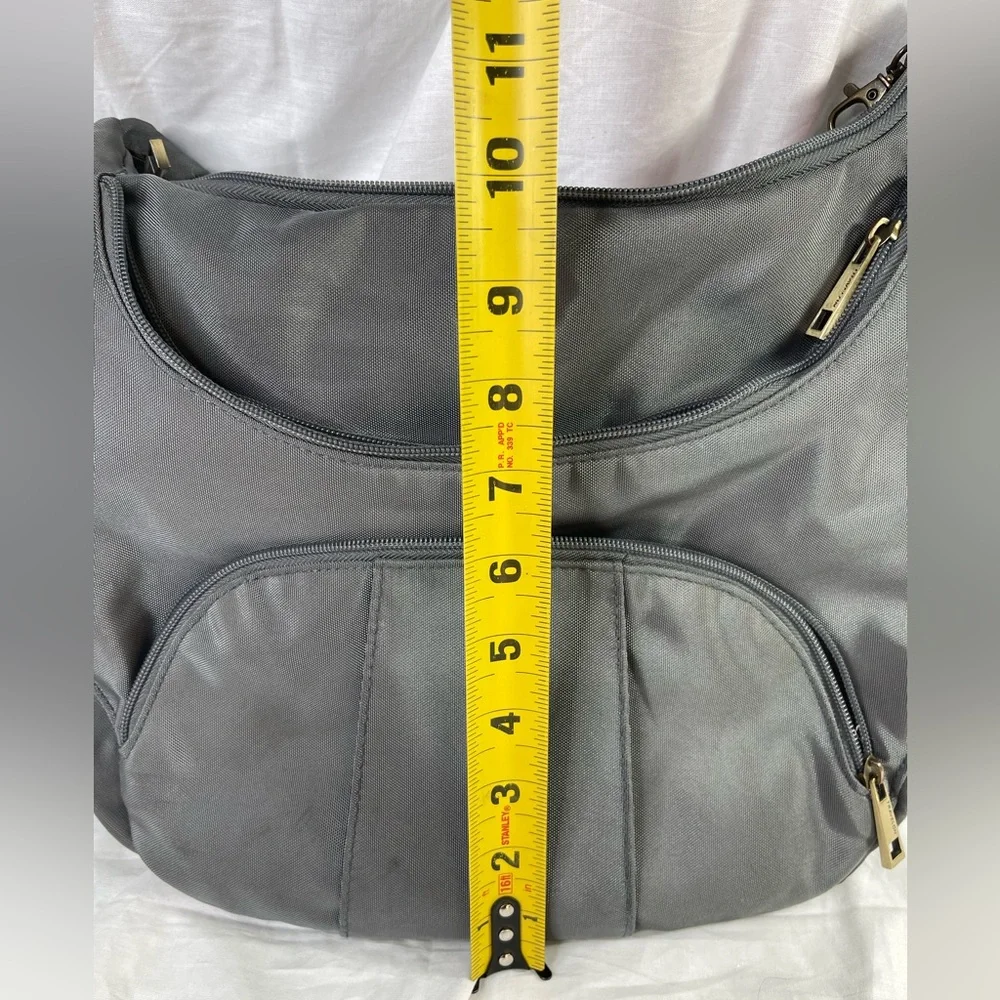 TRAVELON ANTI-THEFT‎ GRAY/BURNT ORANGE ROUND HOBO RFID, Gently Used